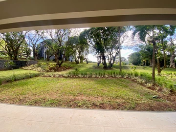 4 Bedroom Apartment