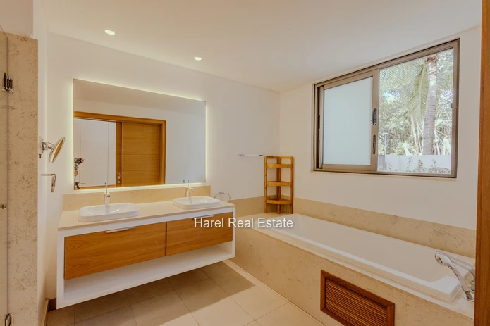 Luxury 4-Bedroom Villa at Mont Choisy Golf & Beach Estate