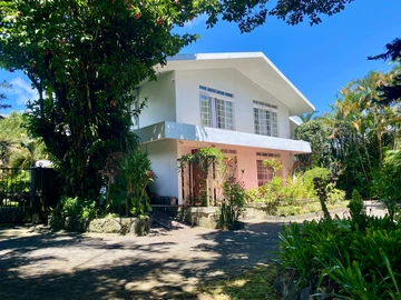 10 Bedroom Villa
