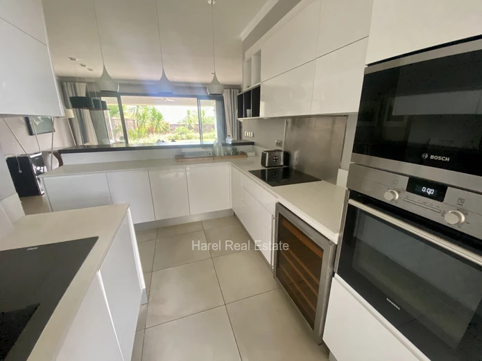 Royal Park - ground floor with private pool
