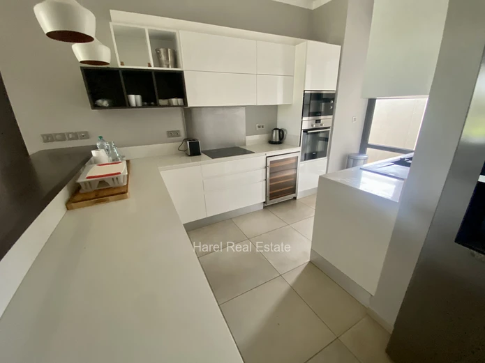 Royal Park - ground floor with private pool