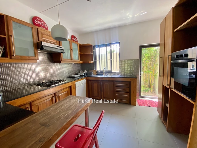 Modern Townhouse - Curepipe