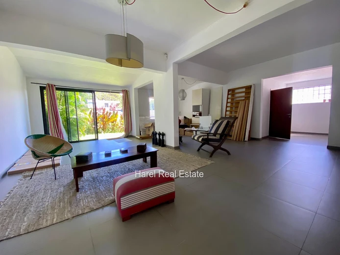 Modern Townhouse - Curepipe